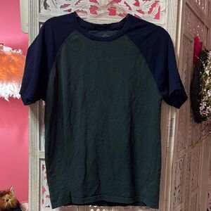 Men's St. John’s Bay Green and Navy Raglan Shirt Size: Small
